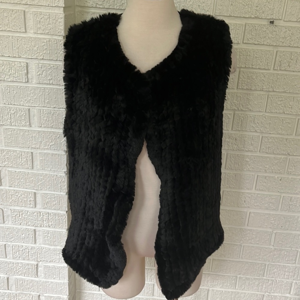 Nanette Lepore Black Faux Fur Vest - Picture 1 of 7